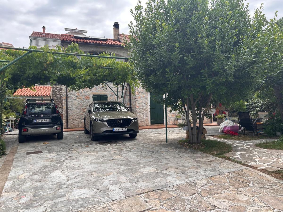 Gaya Apartments Σίμπενικ Εξωτερικό φωτογραφία